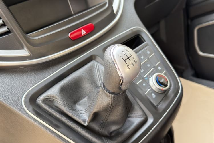 Used  M4 2021 2.0L Manual Comfort Edition
