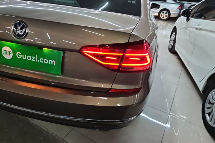 Used Volkswagen Passat 2016 330TSI DSG Luxury Edition
