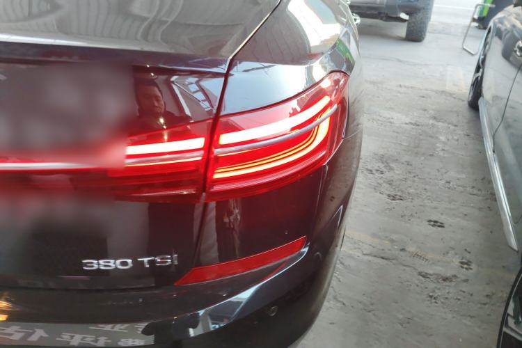 Used Volkswagen Passat 2024 380TSI Starry Luxury Edition
