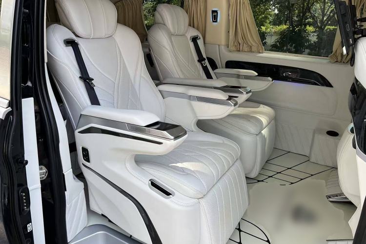 Used Mercedes-Benz Vito 2021 2.0T Elite Version 7 Seats
