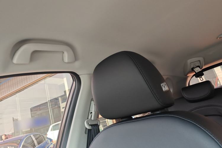 Used Haval H2 2016 Red Label 1.5T Manual Two-Wheel Drive Elite Model
