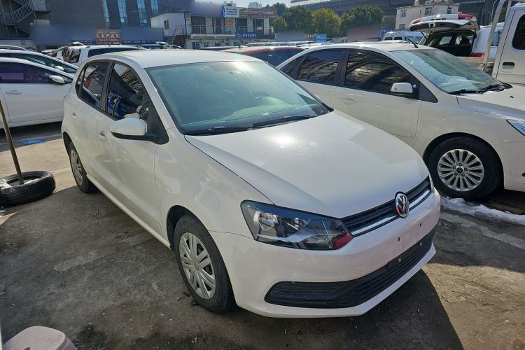 Used Volkswagen Polo 2014 1.4L Manual Fashion Edition