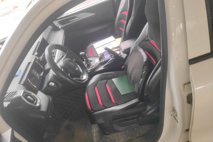 Used Great Wall King Kong Poer 2022 2.0T Manual Diesel Two-Wheel Drive Elite Version with Long Bed GW4D20M
