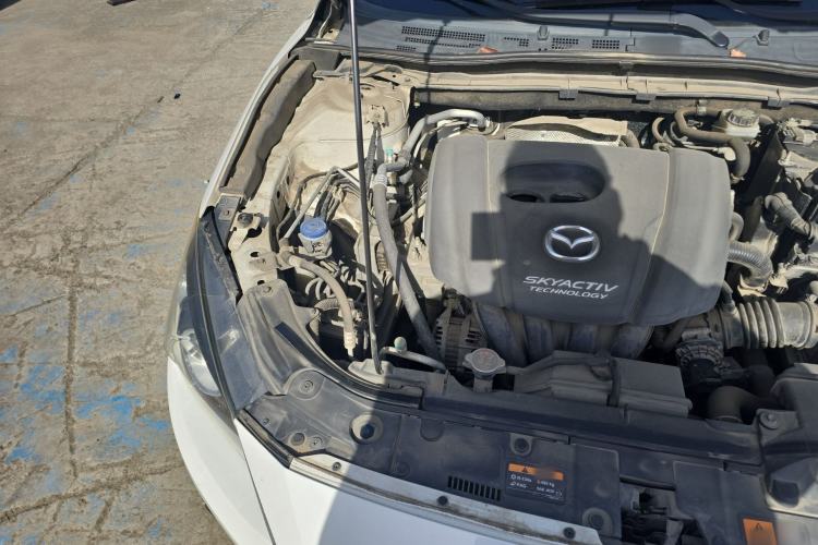 Used Mazda Mazda 3 Axela 2014 Sedan 1.5L Automatic Comfort Model
