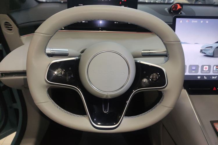 Used Hima Luxeed S7 2024 Max+
