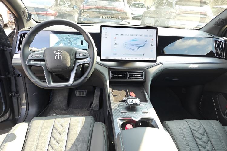 Used BYD Song L DM-i 2025 Intelligent Driving Version 112 km Beyond-Range Type