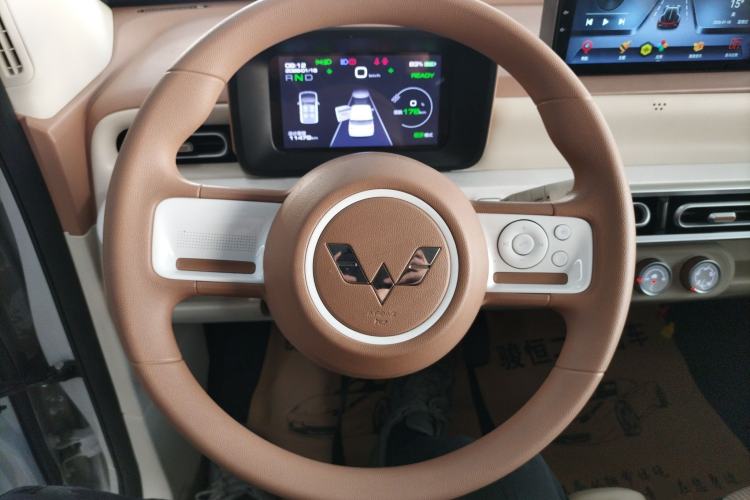 Used Wuling Hongguang MINIEV 2024 3rd Generation 215km Youth Edition
