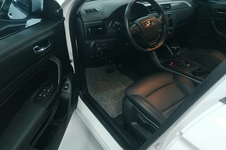 Used Qoros 5 2018 Revised Version 1.6T Automatic Leading Edition