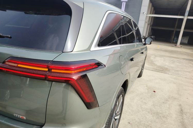 Used Wey Lanshan 2025 Four-Wheel Drive Ultra