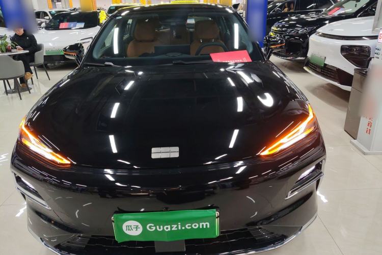 Used  Galaxy 8 2025 130km EM-i Prestige Edition
