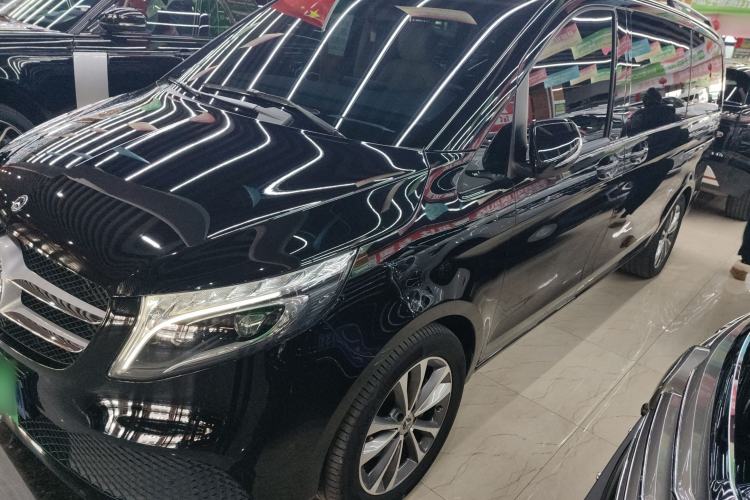 Used Mercedes-Benz V-Class 2021 V 260 Avantgarde Edition
