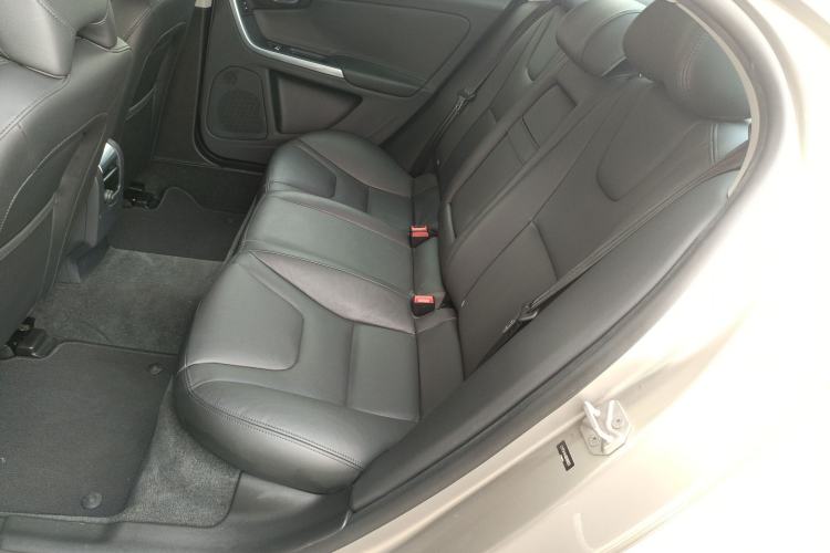 Used Volvo S60 2016 S60L T4 Zhiyuan Edition
