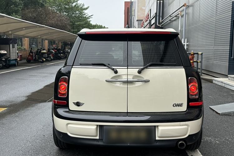 Used  Clubman 2011 1.6L ONE
