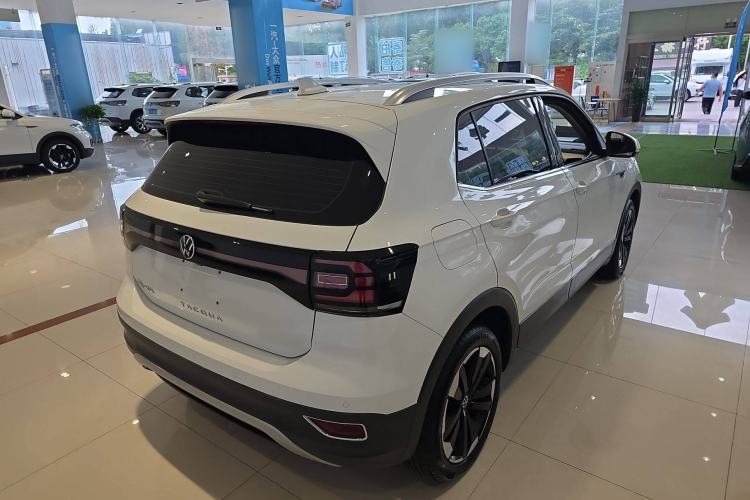 Used Volkswagen Tacqua 2021 200TSI DSG JoyConnect Edition
