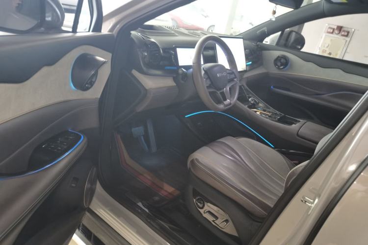 Used BYD Frigate 07 2023 DM-i 100KM Prestige Model
