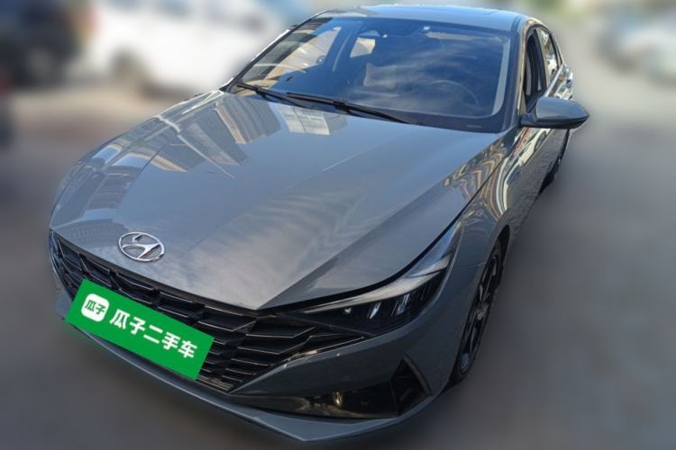 Used Hyundai Elantra 2021 1.5L CVT LUX Prestige Edition
