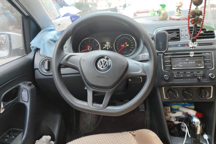 Used Volkswagen Polo 2014 1.6L Automatic Comfort Edition

