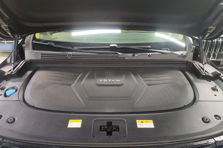 Used VOYAH Dream 2024 PHEV Extended-Range Premium Edition
