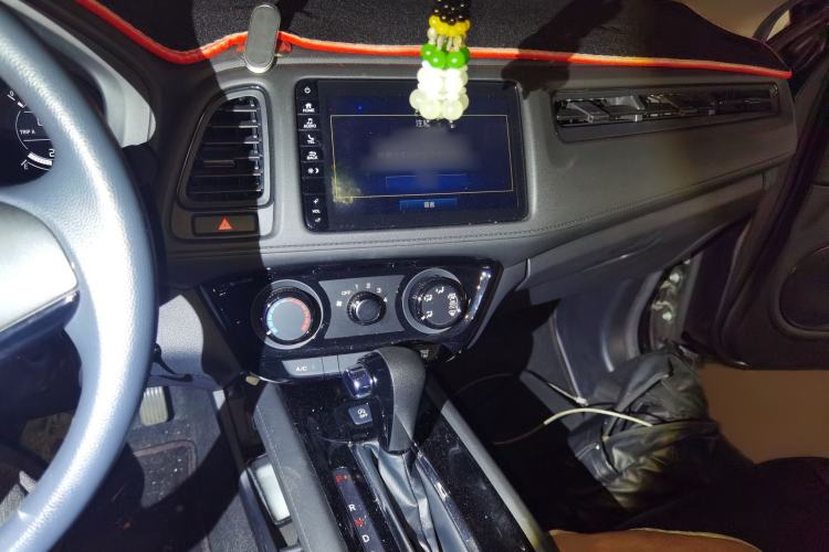 Used Honda Vezel 2020 1.5L CVT Pioneer Edition
