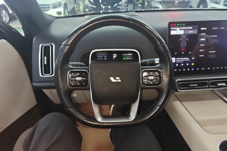 Used Li Auto L9 2022 Max model
