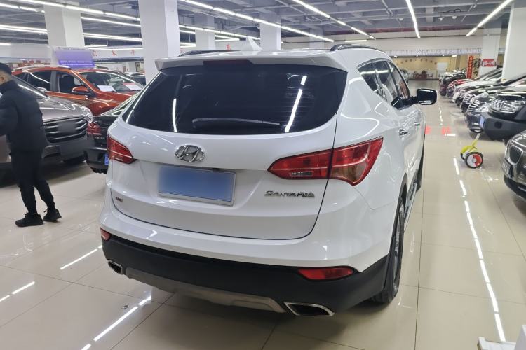 Used Hyundai Santa Fe 2013 2.4L Automatic Two-Wheel Drive Smart Version
