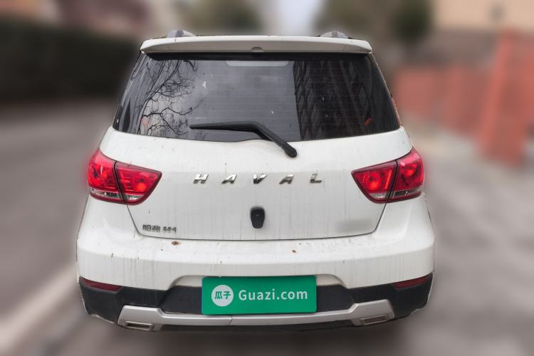 Used Haval H1 2017 Red-Label 1.5L Manual Comfort Model
