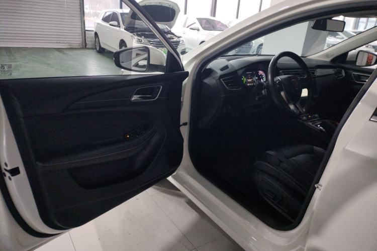 Used Roewe Ei5 2018 Internet Luxury Edition
