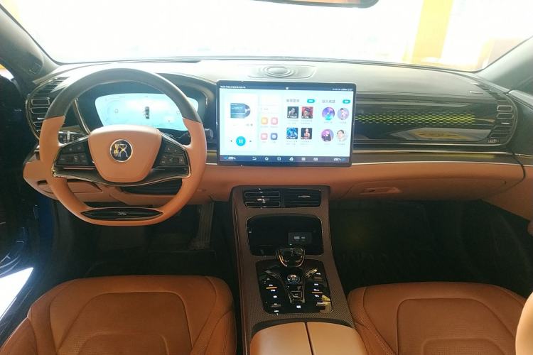 Used BYD Han 2022 DM-p 202km Four-Wheel Drive Flagship Model
