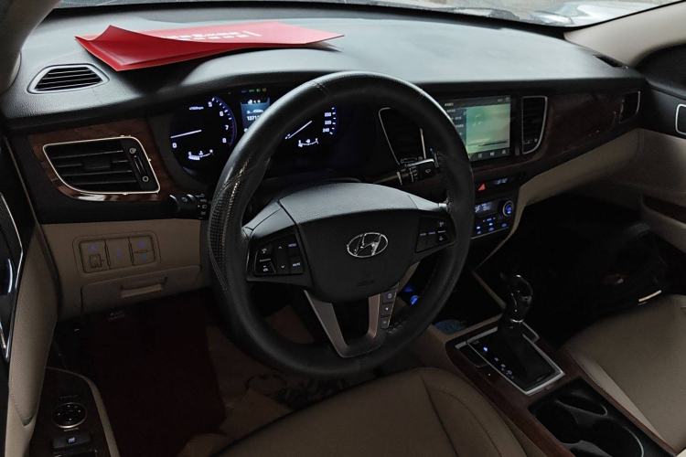 Used Hyundai Mistra 2014 1.8L Automatic Deluxe DLX Model
