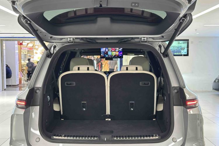 Used Li Auto L9 2022 Max model