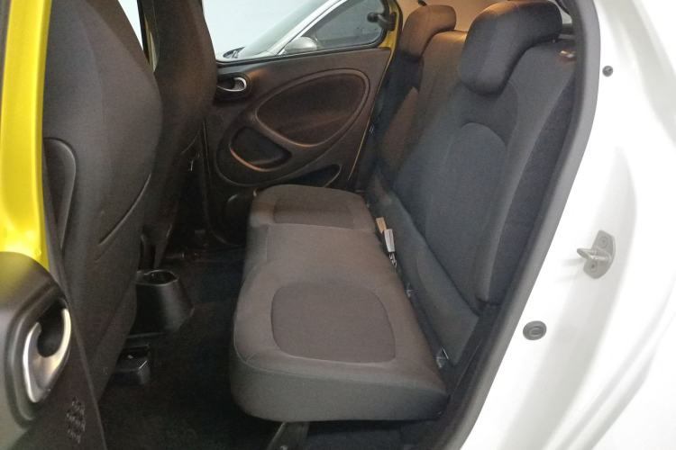 Used  forfour 2016 1.0L 52 kW Passion Edition