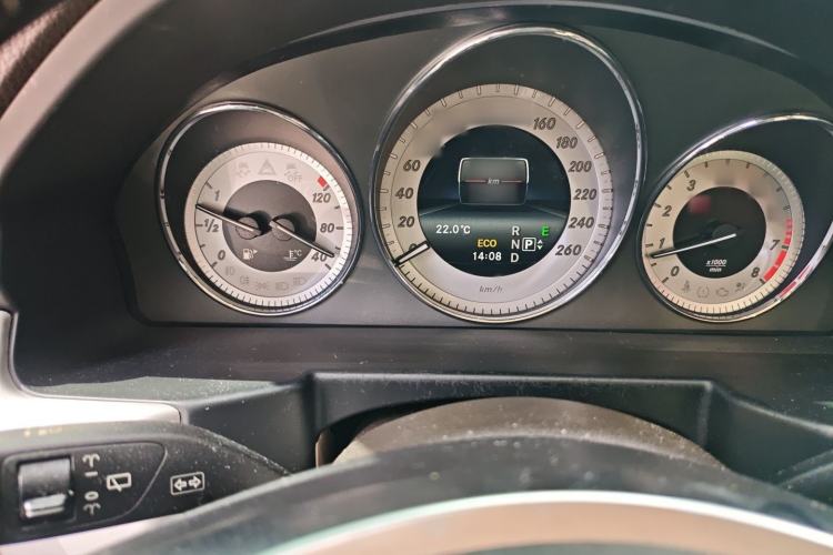 Used Mercedes-Benz GLK-Class 2015 GLK 260 4MATIC Fashion Edition Ultimate Version
