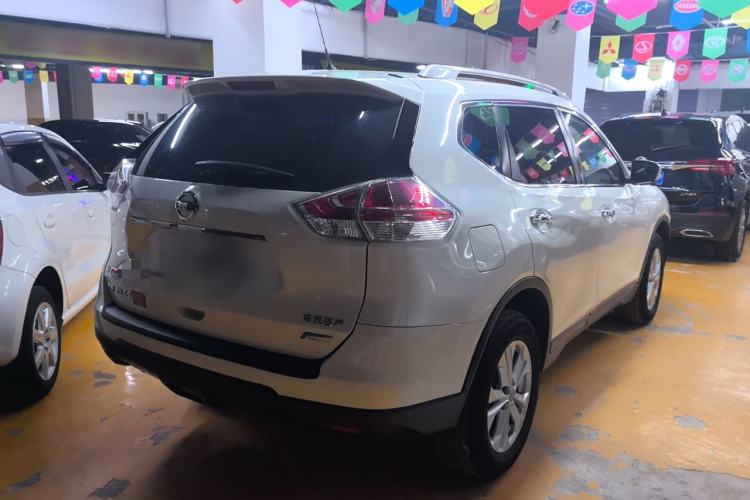 Used Nissan X-Trail 2014 2.5L CVT Luxury Edition 4WD
