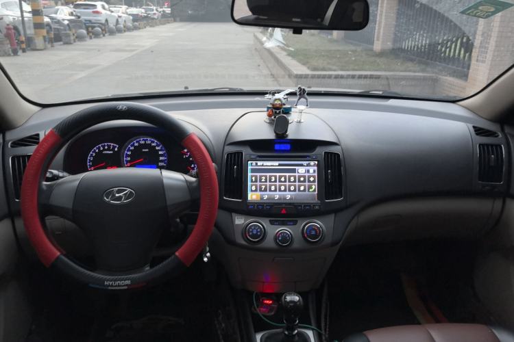 Used Hyundai Celesta 2011 1.6L Manual Luxury Model
