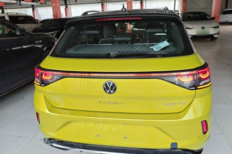 Used Volkswagen T-ROC 2023 300TSI DSG Two-Wheel Drive Starlight Edition
