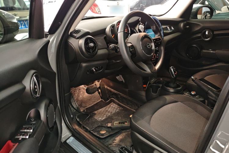 Used  MINI 2023 1.5T ONE Five-Door Edition
