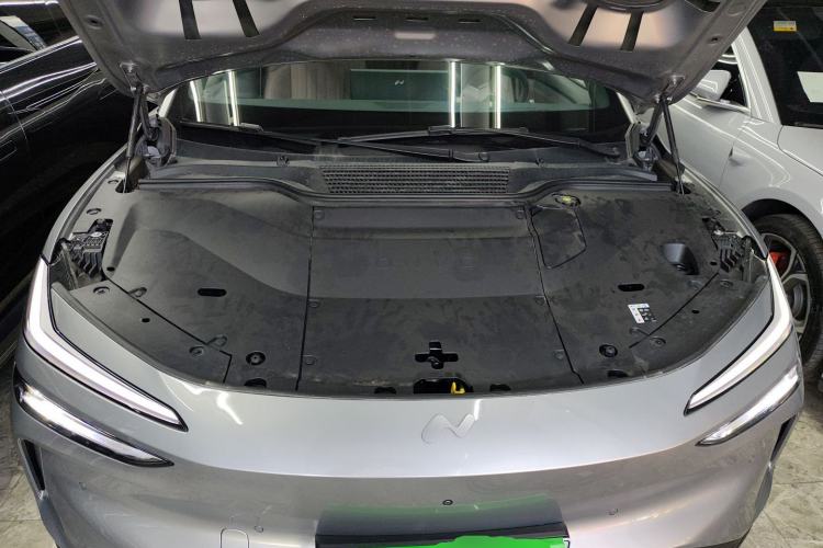 Used ONVO L60 2024 60 kWh Rear-Drive Version