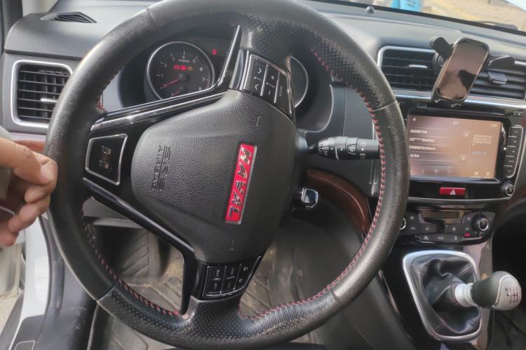 Used Haval H6 2014 Sport Version 1.5T Manual Two-Wheel Drive Elite Edition
