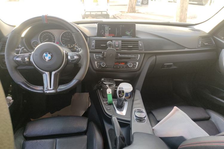 TDK.VehicleDetails.img