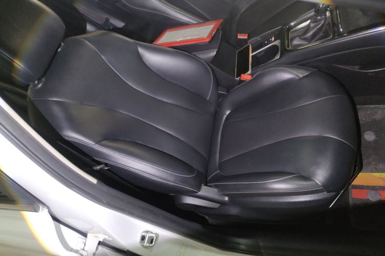 Used Roewe i5 2019 1.5L Automatic 4G Connected Langhao Edition
