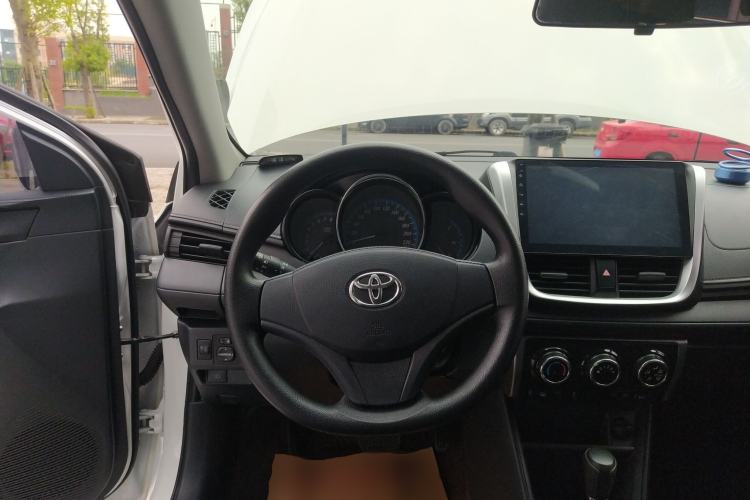 Used Toyota YARiS L 2016 Revised 1.5E CVT Charming Edition
