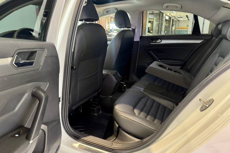 Used Volkswagen Lamando 2017 280TSI DSG Comfort Edition