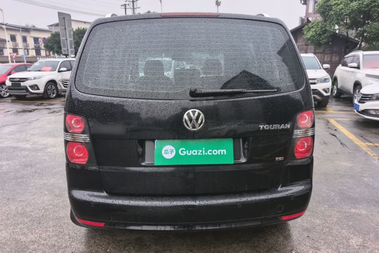 Used Volkswagen Touran 2015 1.4T DSG Comfort Edition 5 Seats