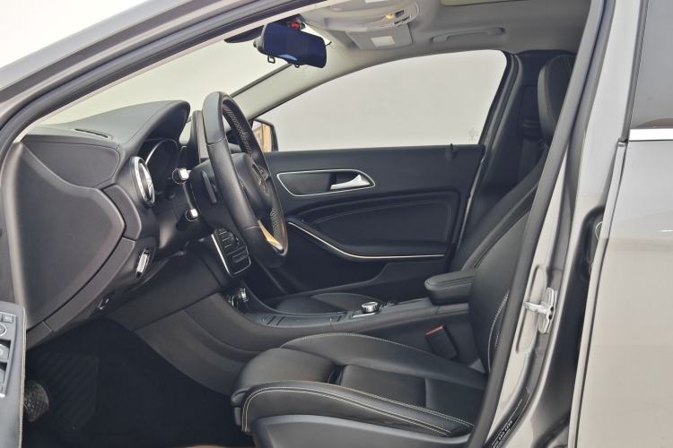 Used Mercedes-Benz GLA 2016 GLA 200 Fashion Model
