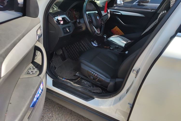 Used BMW X1 2018 sDrive20Li Leading Model
