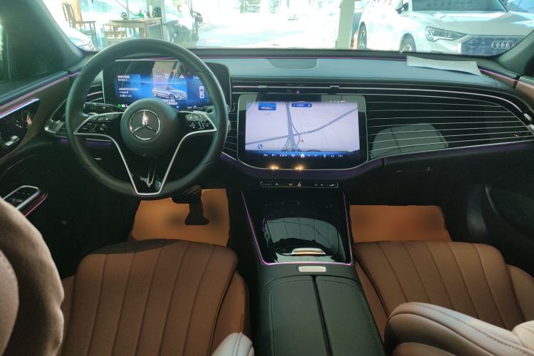 Used Mercedes-Benz E-Class 2025-Year Facelift E 260 L
