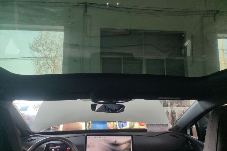 Used Volkswagen ID.UNYX 2024 Pro Long-Range Version
