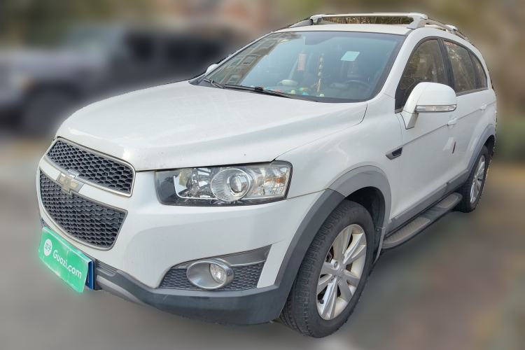 Used Chevrolet Captiva 2014 2.4L 4x4 Flagship Edition 7 Seats