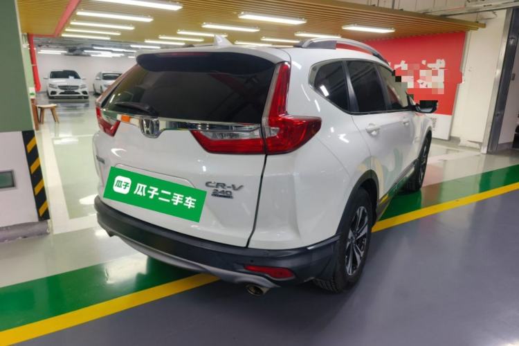 Used Honda CR-V 2017 240TURBO CVT Front-Wheel Drive Fashion Edition