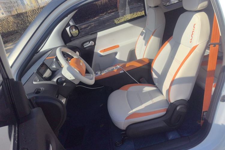 Used  Lumin 2023 301km Honey Dew Edition
